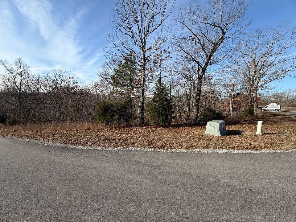 1st image of 1 Deepwood Dr