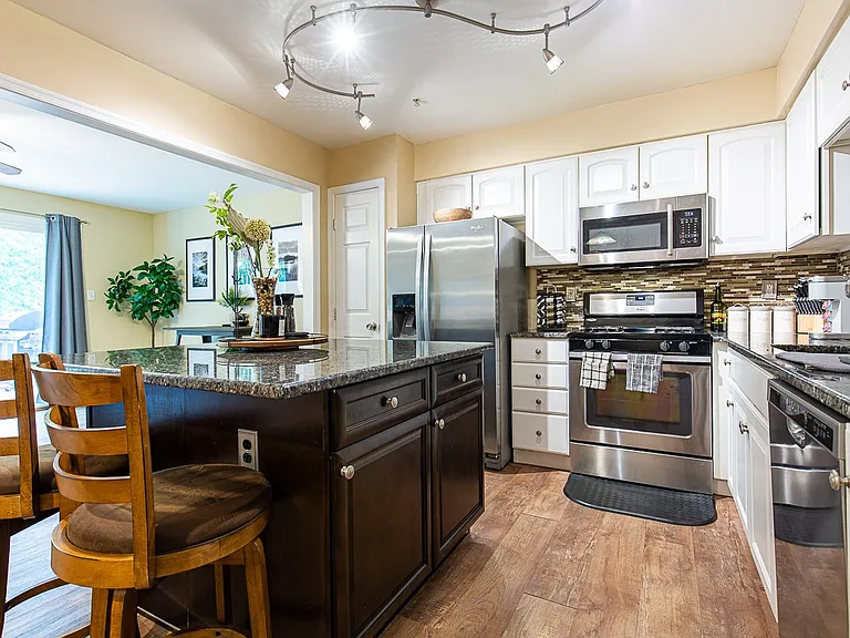 18744 Harmony Woods Ln — Photo 21