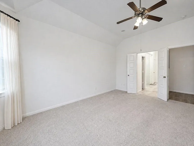 31630 Zoe Point Dr — Photo 12