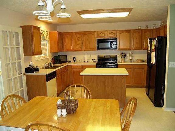 3rd image of 8044 E Barksdale Way
