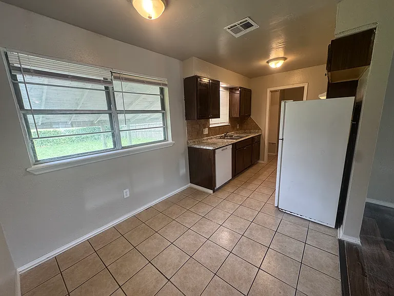 5109 S Georgia Ter — Photo 6