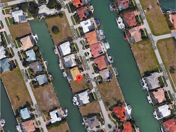 1st image of 762 Pelican Ct