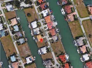 762 Pelican Ct, Marco Island, FL 34145