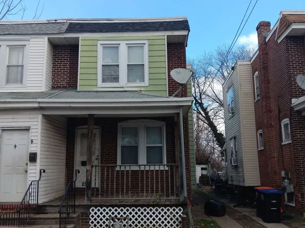 2309 Upland St, Chester, PA 19013