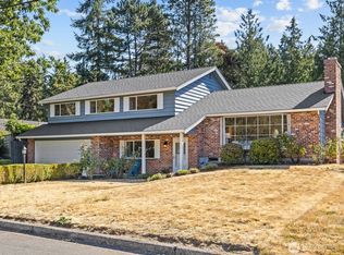 10030 44th Ave NE, Seattle, WA 98125