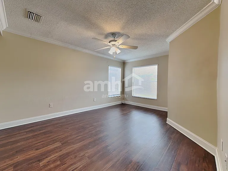 28721 Seashell Ct — Photo 7