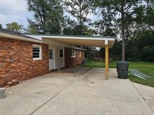 106 Wesleyan Dr, Warner Robins, GA 31093