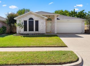 5710 Blue Meadow Trl, Arlington, TX 76017