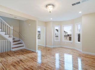 34 Hooper St #2, Chelsea, MA 02150