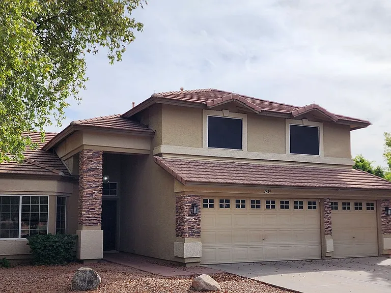 1691 W Musket Way — Photo 4