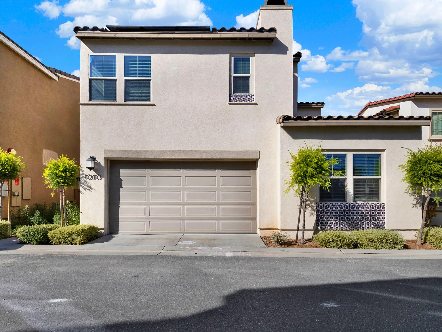 4 bed, 1950 sqft, $4,195 — Photo 3
