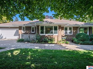 2708 Vane St, Omaha, NE 68112