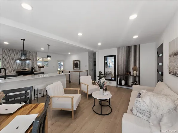 3227 S Grape Street, Denver, CO 80222