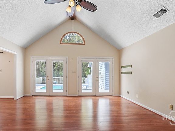 5th image of 1765 Grove Point Road