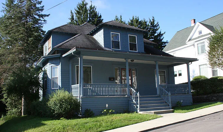 41 Clayton Ave
