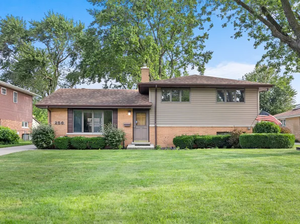 256 Tee Ln, Bloomingdale, IL 60108