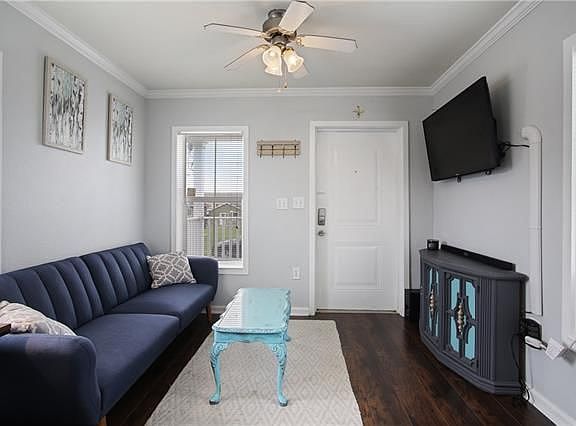5th image of 2725 Mendez St