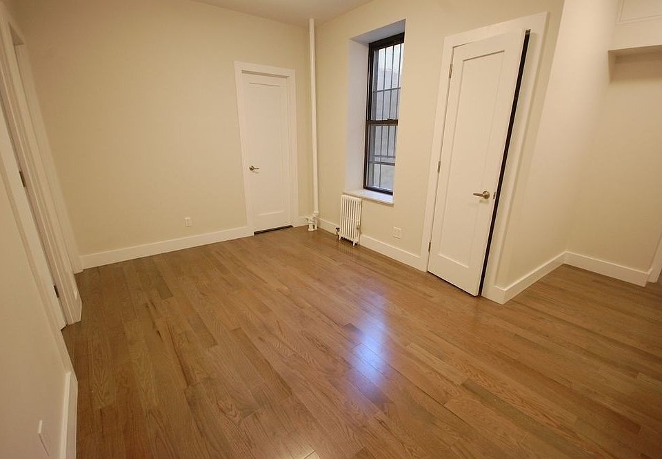1st image of 31 Market St #1