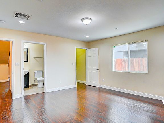 4th image of 1227 W 37th Pl #2