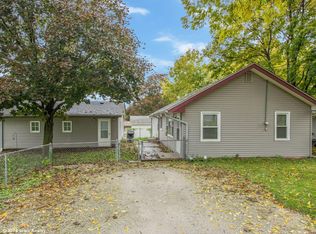 4143 E 27th St, Des Moines, IA 50317