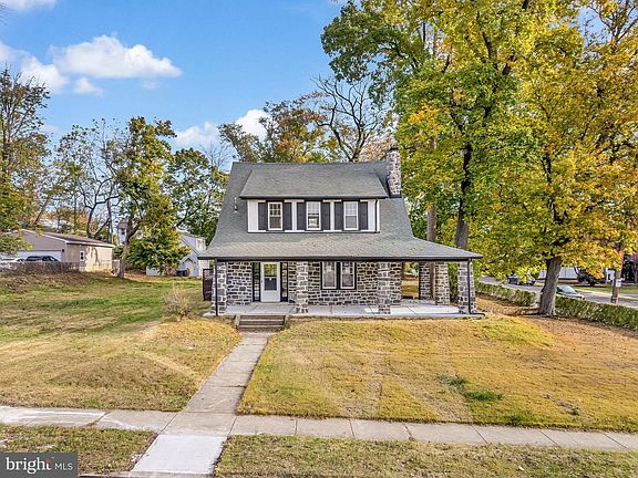 4th image of 301 Shadeland Ave