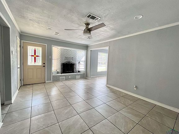 3rd image of 415 Diane Dr