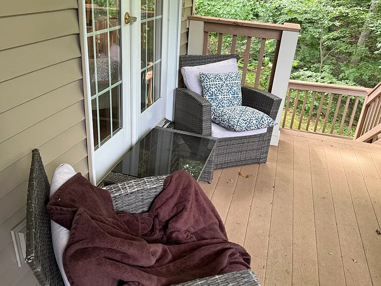405 Washington Dr — Photo 22