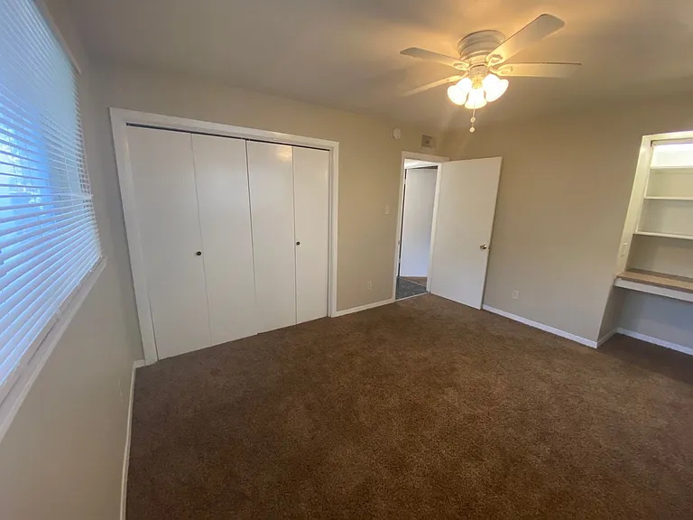 2708 Salado St #B — Photo 10