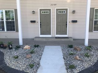 2209 Monticello Pl, Edwardsville, IL