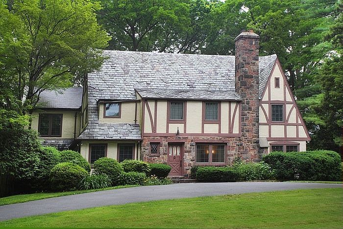 EAST HILL TUDOR