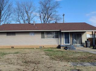 1819 Magnolia Ln, Paragould, AR 72450