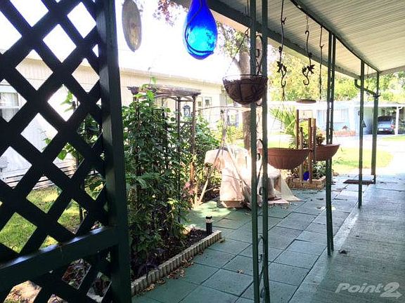 beautiful side patio