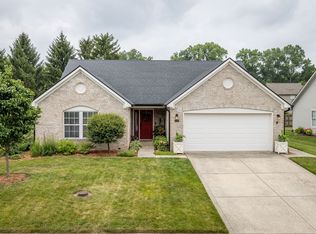 6225 Valleyview Dr, Fishers, IN 46038