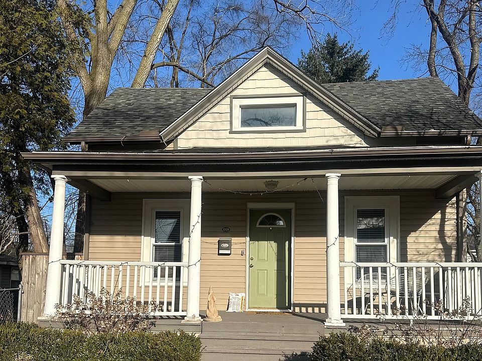 1st image of 1009 Batavia Ave