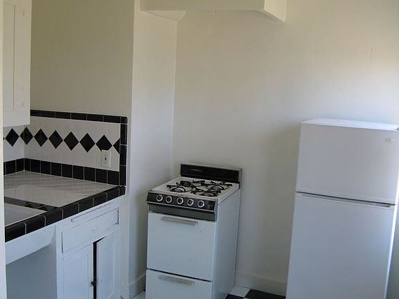2nd image of 1930 Whitley Ave #3177410
