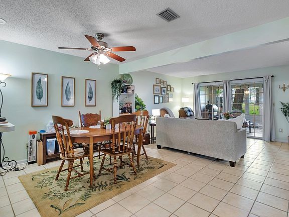 4th image of 2721 Blair Stone Ln
