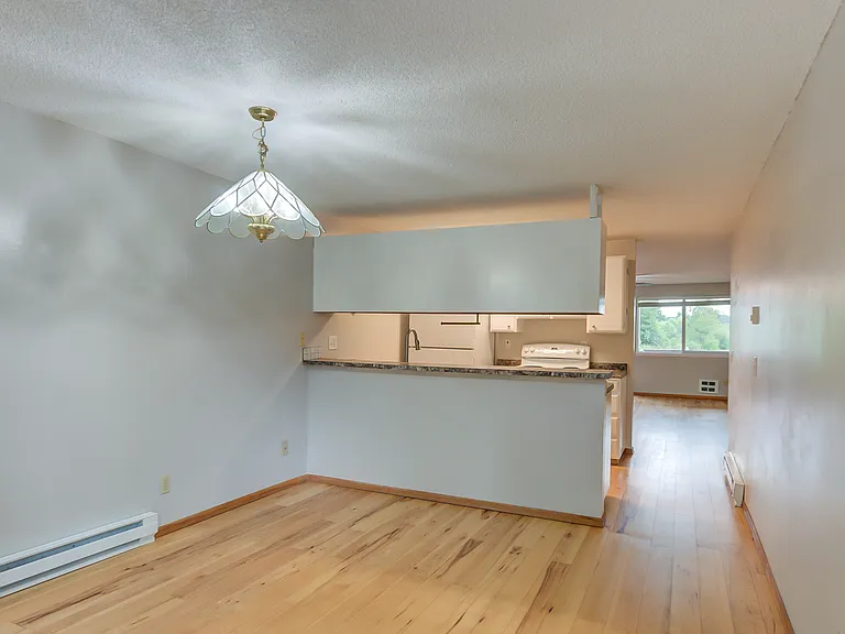 4050 W Lake Sammamish Pkwy NE #204 — Photo 18