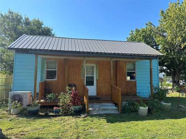 711 N 1st St, Quinton, OK 74561