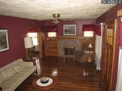 3rd image of 56 Shadyside Dr