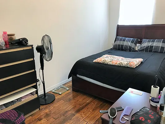 Rented by Joe Gotham LTD | media 48