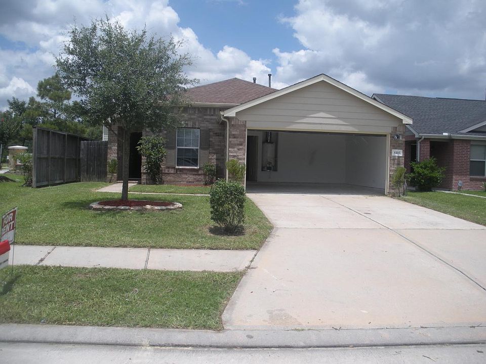 1st image of 8103 Sanders Glen Ln