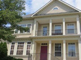 8236 Stoddard Dr, Manassas, VA 20110