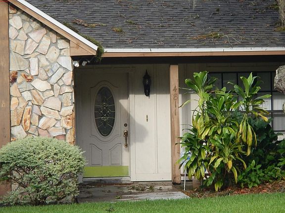 2nd image of 4811 Lynn Oaks Cir