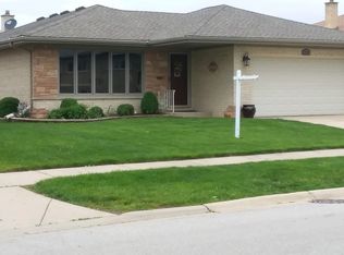 8136 W Monroe St, Niles, IL 60714