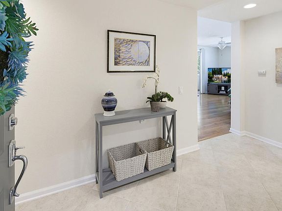 5th image of 1530 Topanga Ln Unit 101