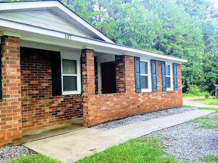 1st image of 137 Stoneybrooks Pl #A