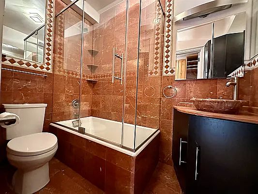 4th image of 7 Park Ave APT 9F