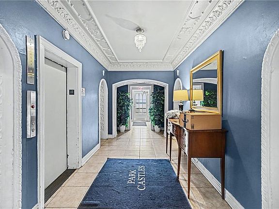 3rd image of 311 E Emanuel Cleaver Blvd #401