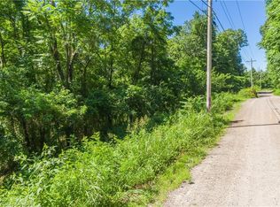 Larue Rd, Mountainburg, AR 72946