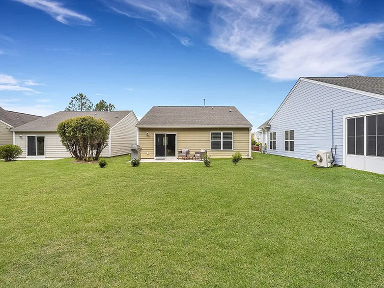 329 Mystic Point Dr — Photo 40